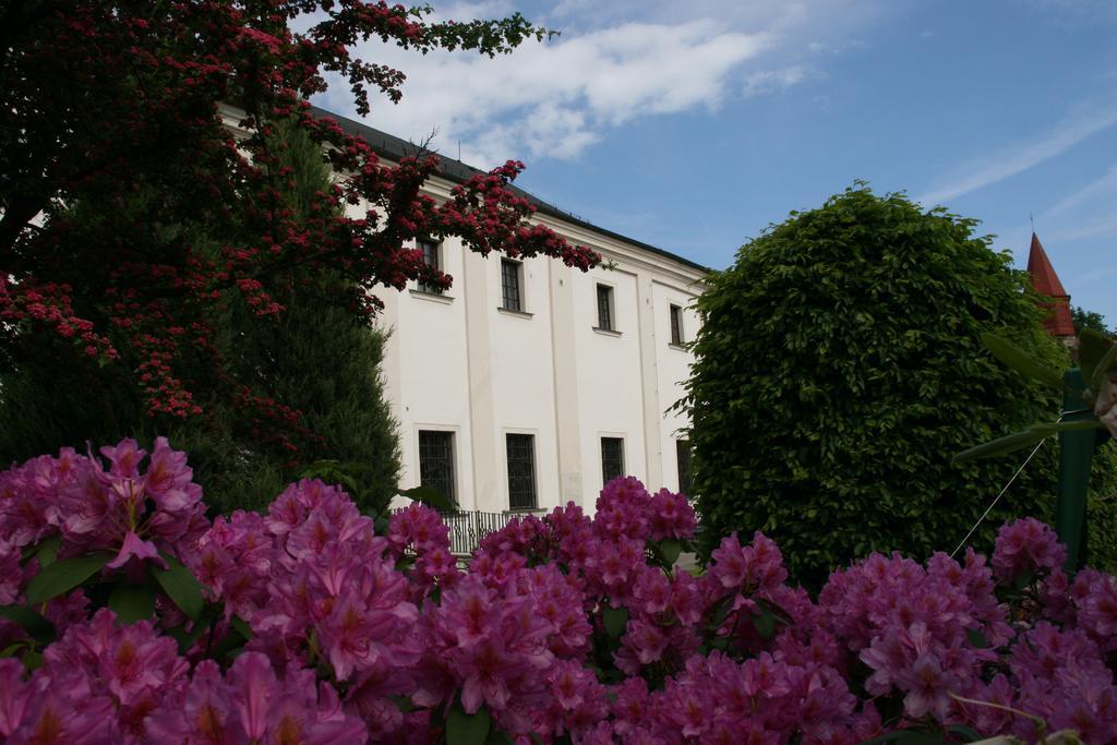 Hotel Gustav Mahler Jihlava Exterior foto